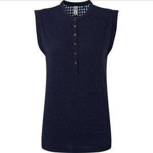 Tog Twenty Four Tog24 Women’s navy Cordelia Vest NWT  size 8